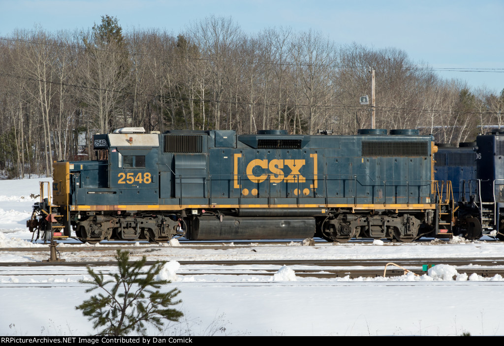 CSXT 2548